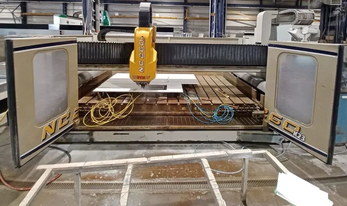CNC working center Breton Countourbreton NC 260 K 23