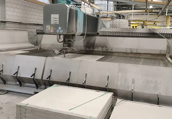 WATERJET FLOW 5 AXIS M3-4020b
