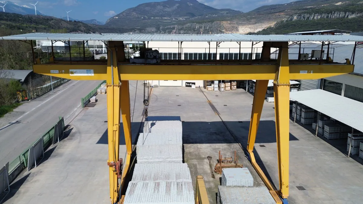 GANTRY CRANE VENTURINI 35 TON