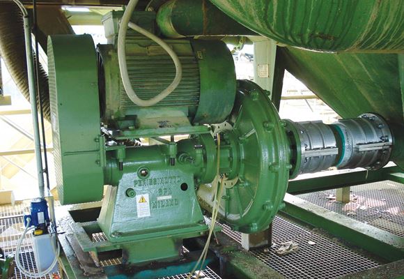 Filterpress feed pumps