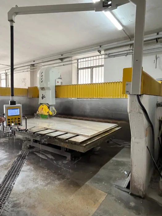 BRIDGE SAW MACHINE 3 AXIS GMM TOCE