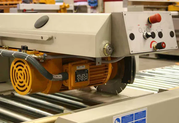 SINGLE AND MULTIHEAD CROSS CUTTER MACHINES