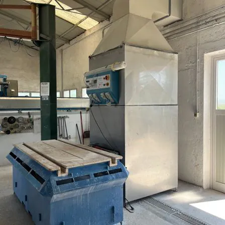 DUST COLLECTOR