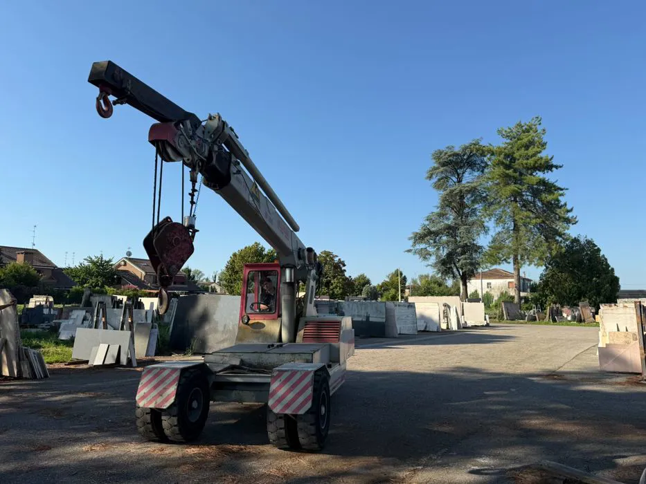 ELETRIC CABIN CRANE 10 TON