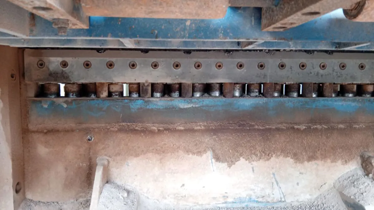 70 TON SPLITTER MACHINE