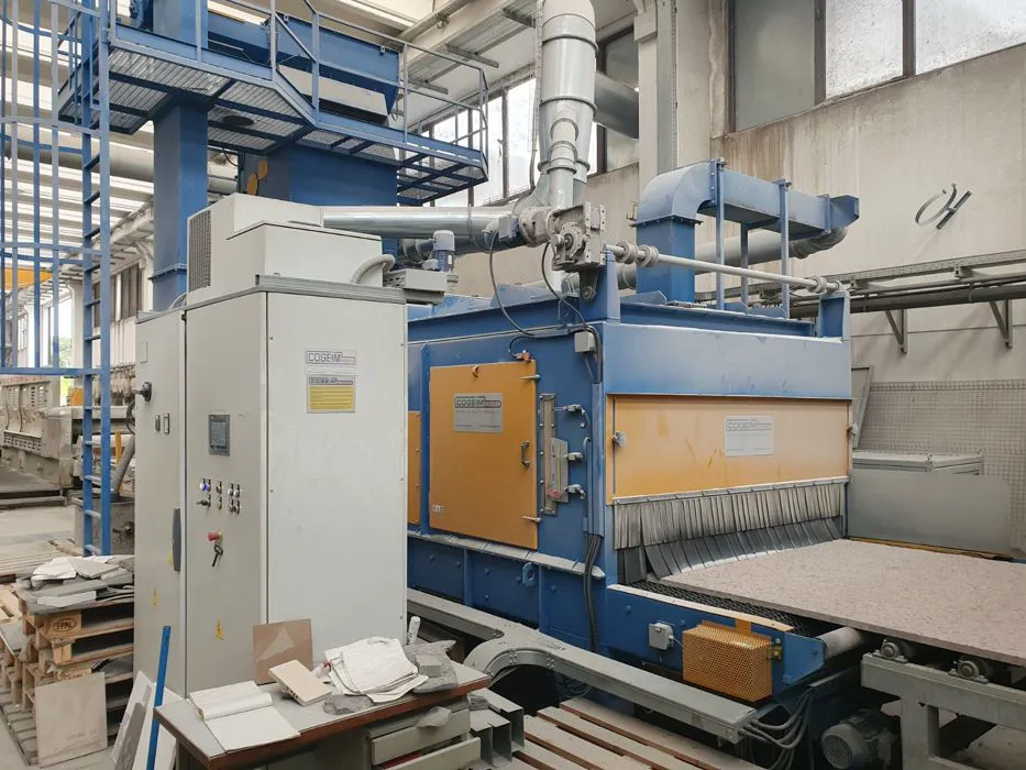 AUTOMATIC SHOT BLASTING MACHINE